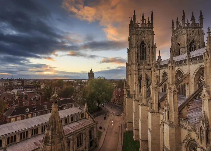 Apartament 2 Neptune House Beautiful Modern With Parking Pass The Keys