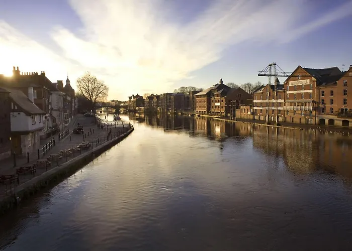 2 Neptune House Beautiful Modern With Parking Pass The Keys *