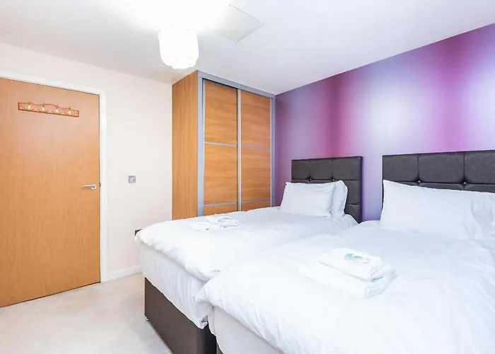 Apartament 2 Neptune House Beautiful Modern With Parking Pass The Keys