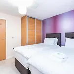 شقة 2 Neptune House Beautiful Modern With Parking Pass The Keys